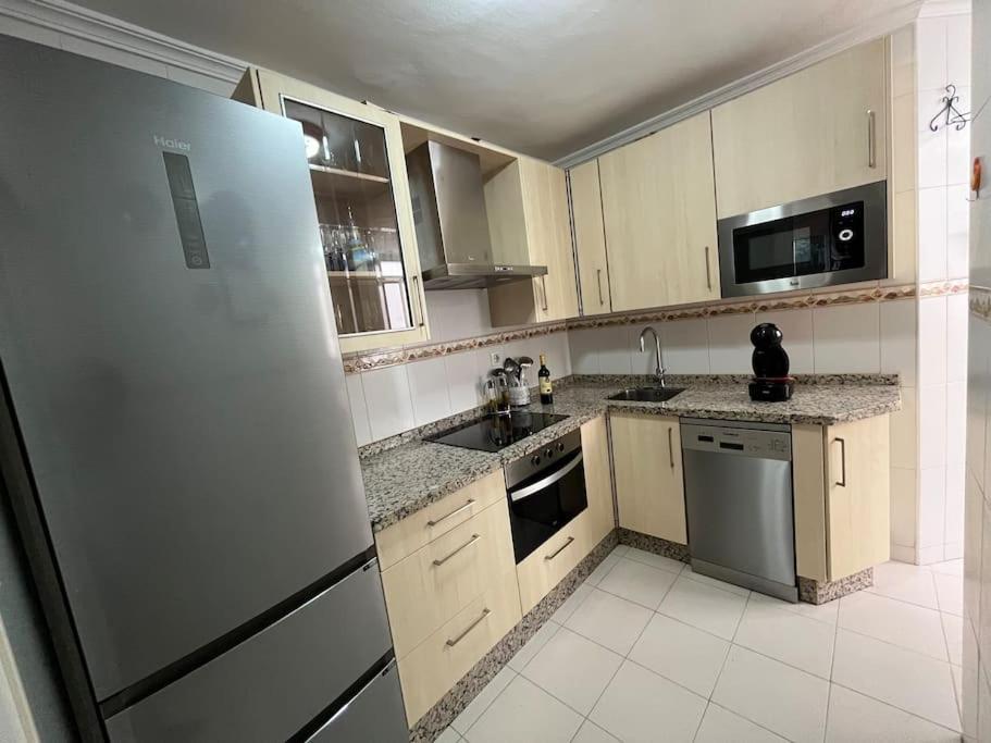 Triana Family Suites Севилья Экстерьер фото